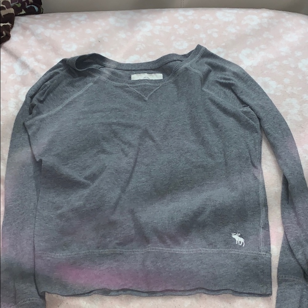 hollister long sleeve. worn once,perfect condition